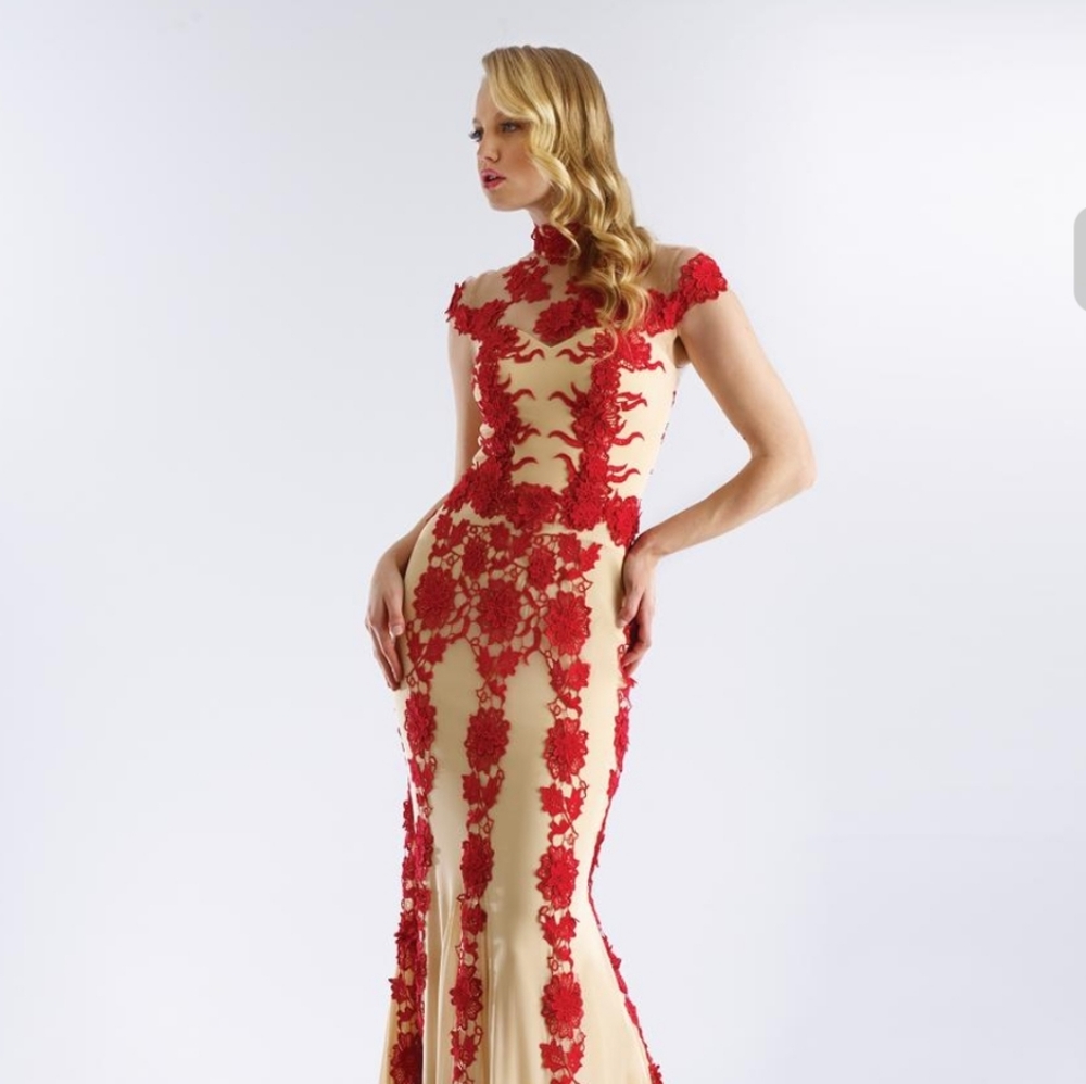 Nika Gown style 8010